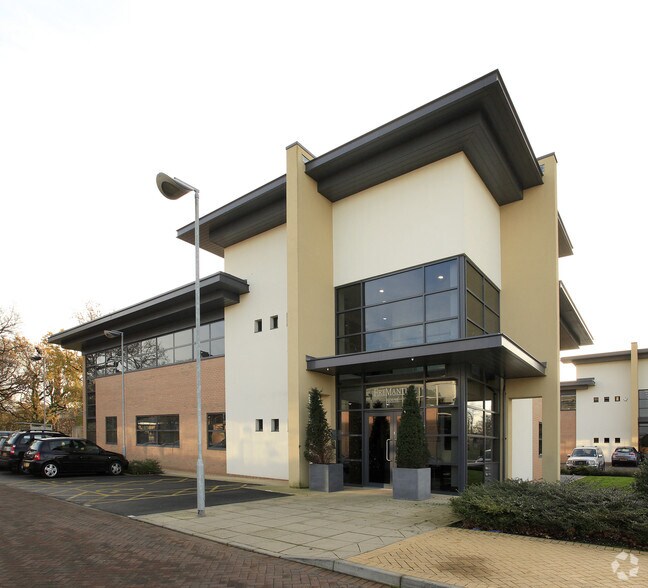 Oakwater Ave, Cheadle for lease - Building Photo - Image 3 of 7