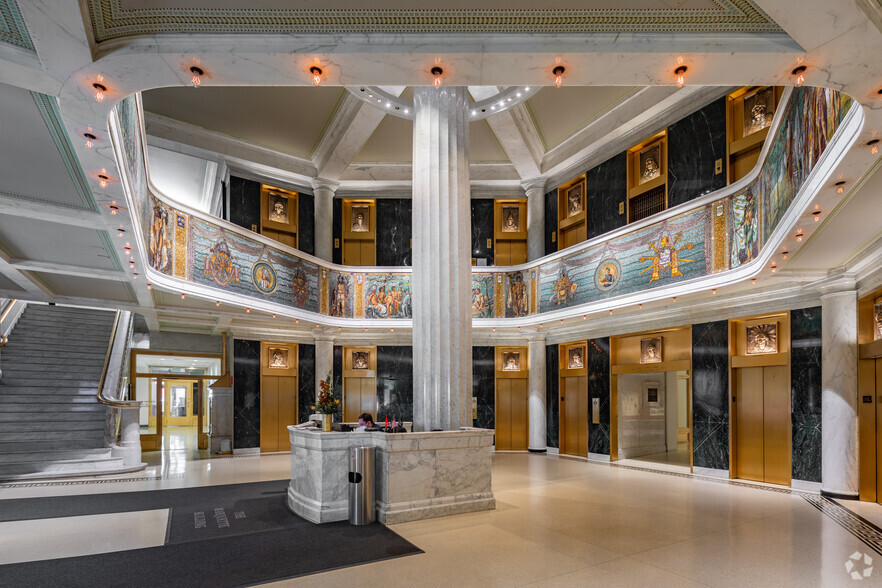 140 S Dearborn St, Chicago, IL for lease - Lobby - Image 3 of 30