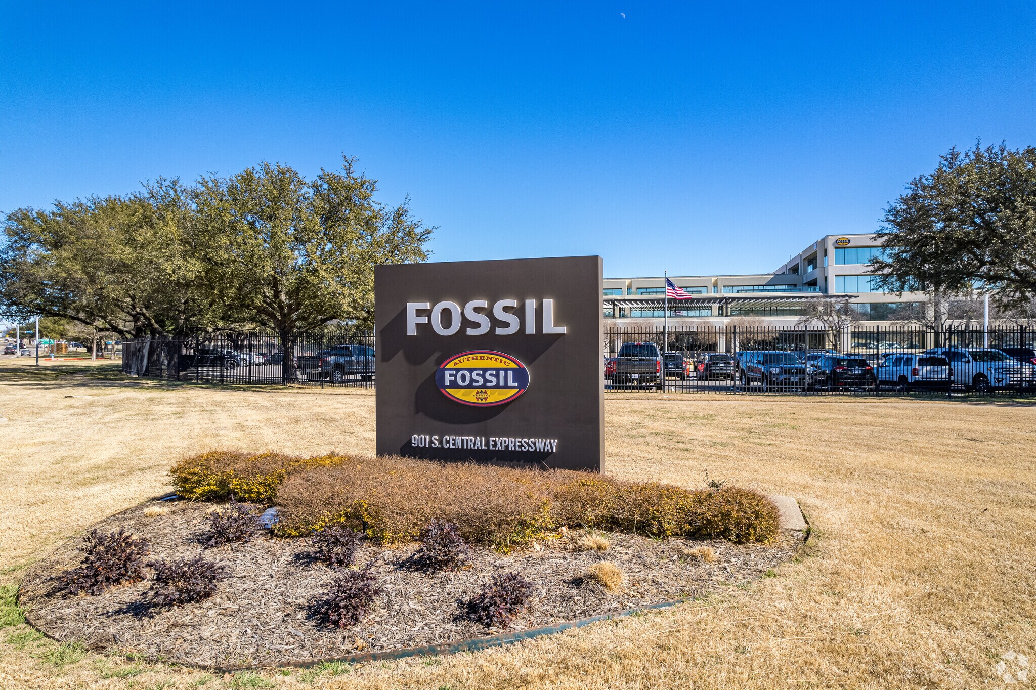 901 S Central Expy, Richardson, TX 75080 Office for Lease