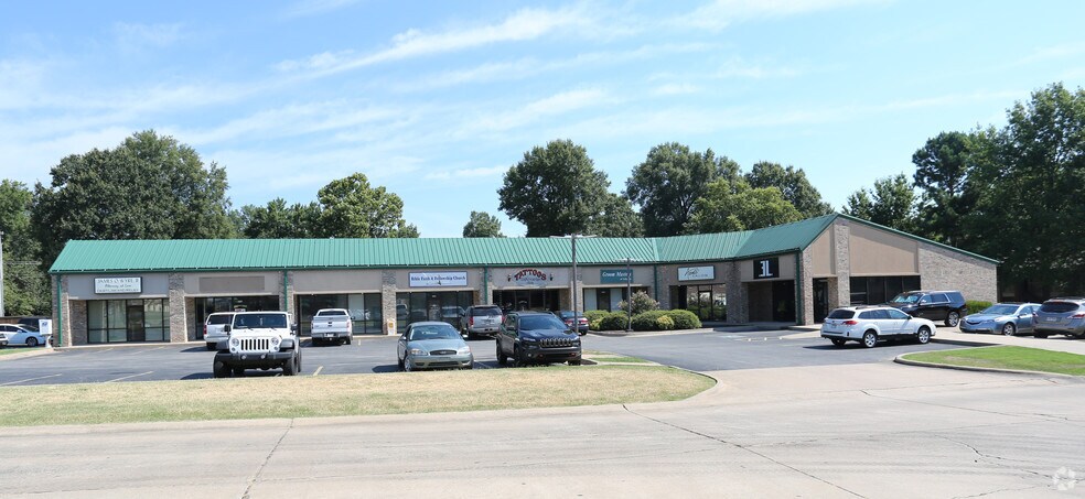 690 S Salem Rd, Conway, AR for sale - Primary Photo - Image 1 of 1
