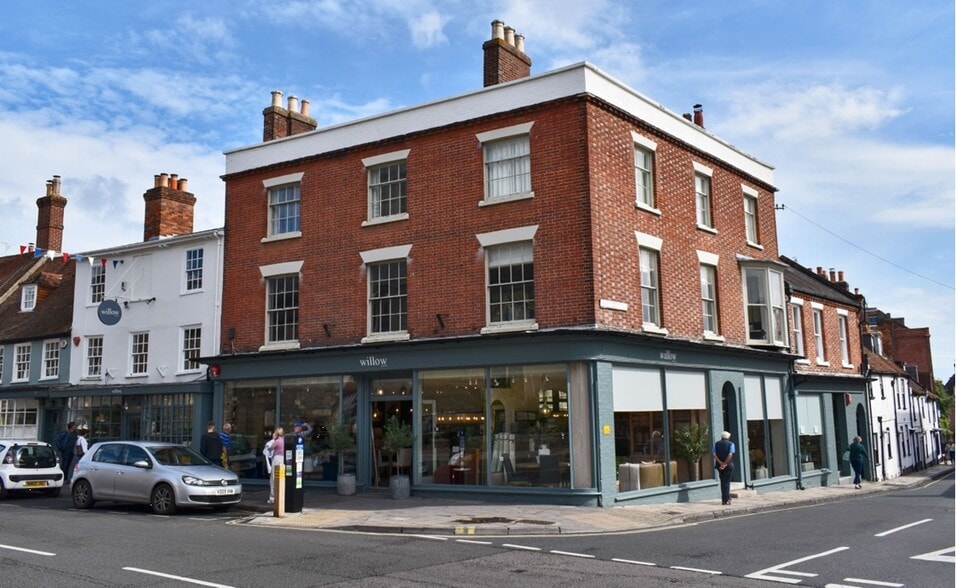 60-62 High Street, Lymington for lease - Building Photo - Image 1 of 4