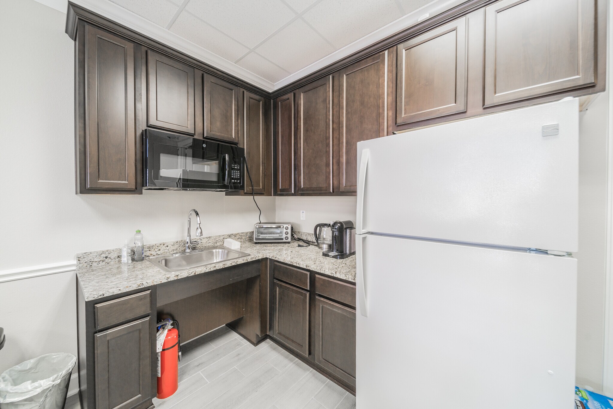 202 Industrial Blvd, Sugar Land, TX 77478 - Building 7 | LoopNet