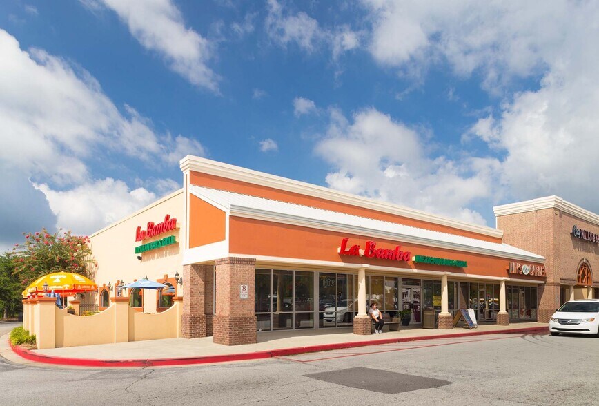 4325-4337 Atlanta Hwy, Loganville, GA for lease - Building Photo - Image 2 of 5