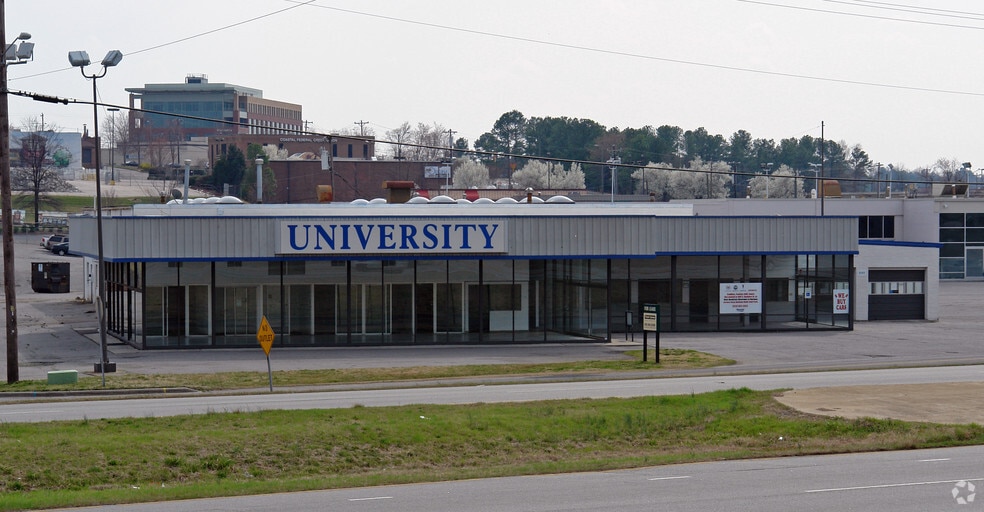 3823 Durham Chapel Hill Blvd, Durham, NC for sale - Primary Photo - Image 3 of 6