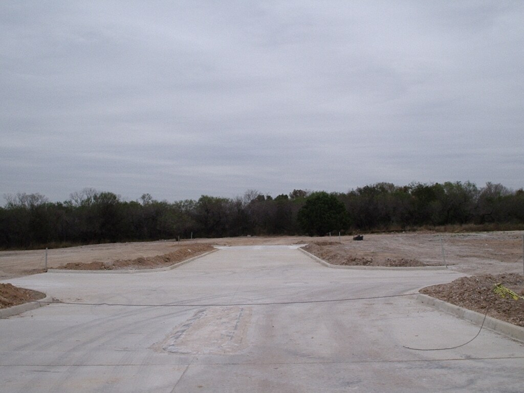 NW Loop 410 @ Military Dr, San Antonio, TX for sale Primary Photo- Image 1 of 1