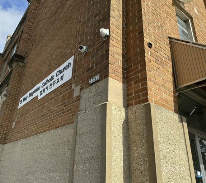 2570 S 19th St, Milwaukee, WI for sale - Building Photo - Image 3 of 9