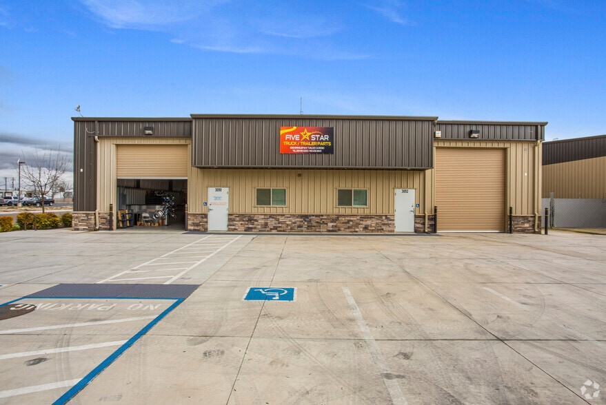 3050-3052 Spengler Ave, Turlock, CA for lease - Building Photo - Image 2 of 9