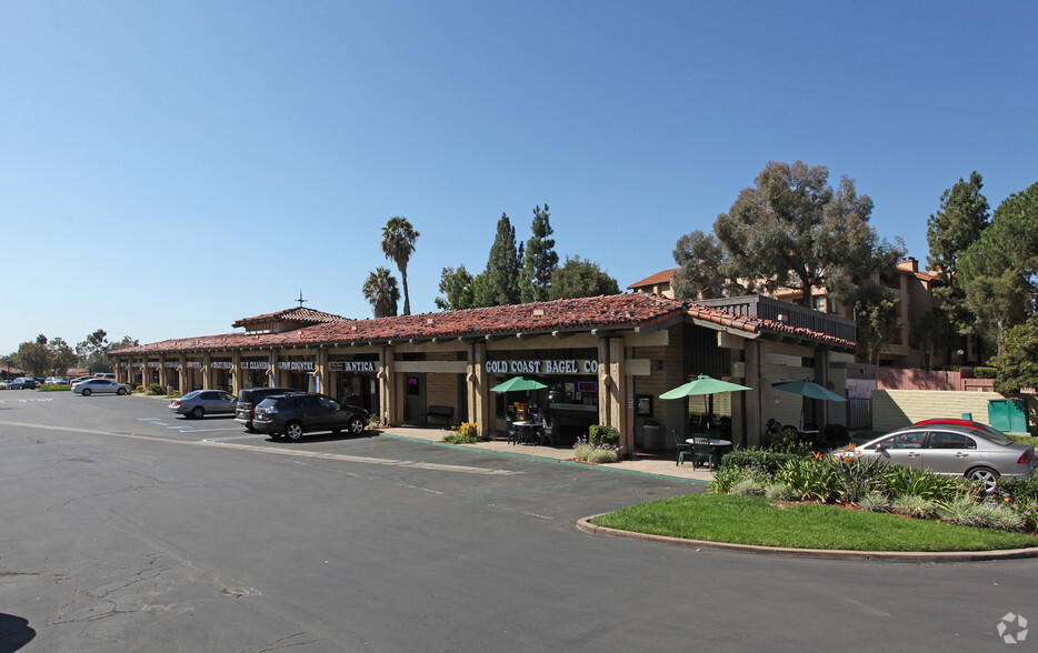 5620-5680 Lake Murray Blvd, La Mesa, CA for lease - Building Photo - Image 3 of 8