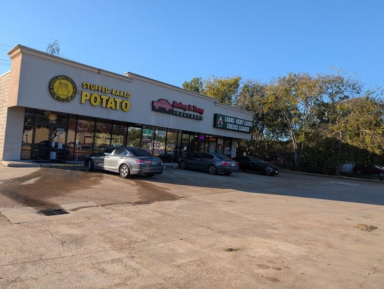 14708 Hiram Clarke Rd, Houston, TX for lease - Building Photo - Image 2 of 16