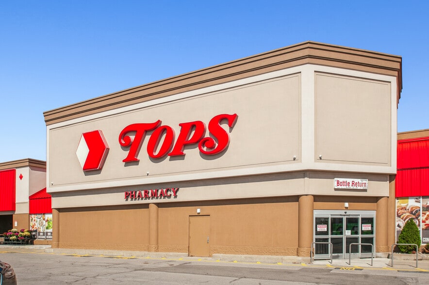 3980 Maple Rd, Amherst, NY for sale - Building Photo - Image 3 of 4