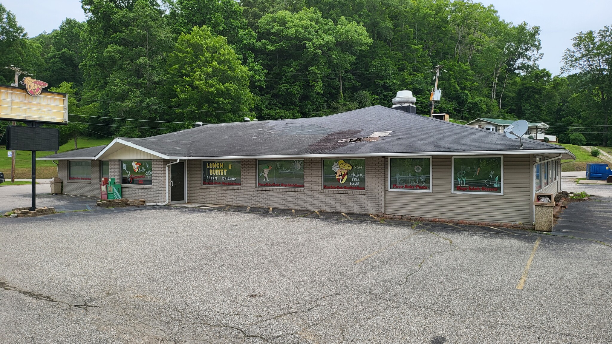 7995 Route 152, Wayne, WV 25570 | LoopNet