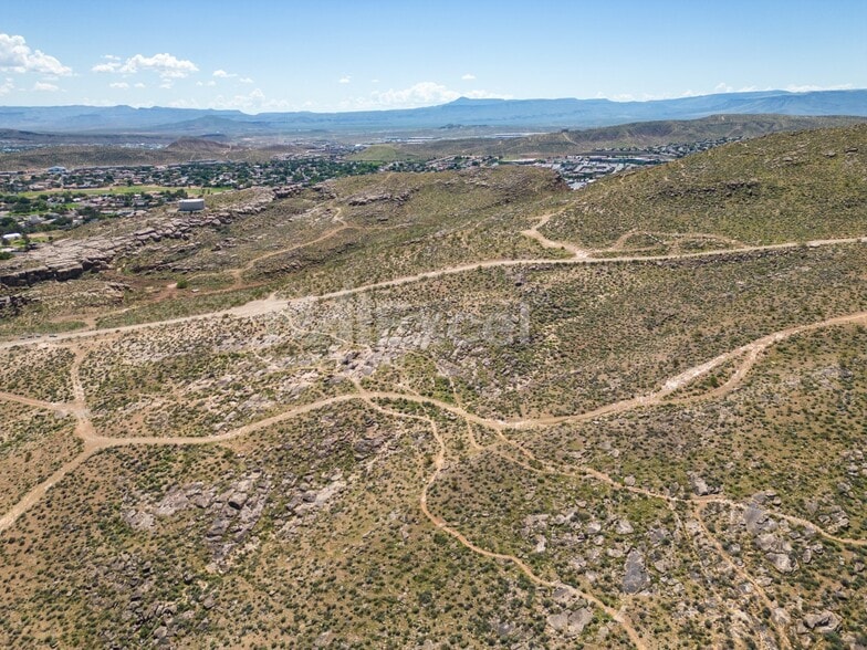 Webb Hill Development Land, St George, UT for sale - Primary Photo - Image 1 of 2