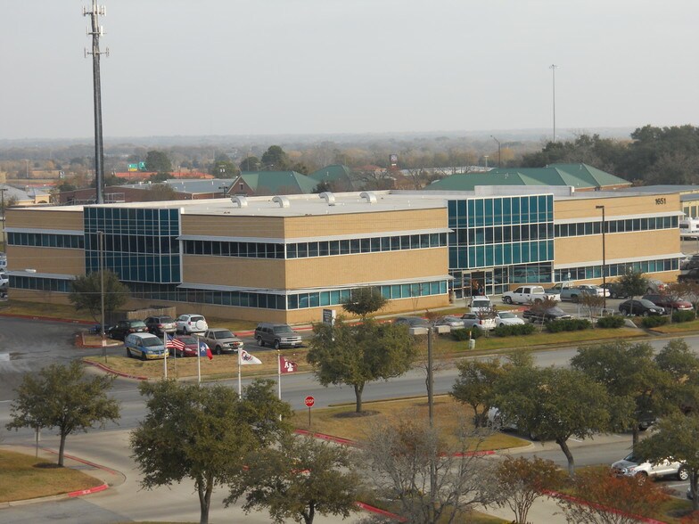 1651 Rock Prairie Rd, College Station, TX for lease - Building Photo - Image 1 of 13