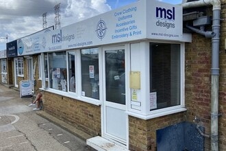 Woodlands Avenue, Poole for lease Building Photo- Image 2 of 5