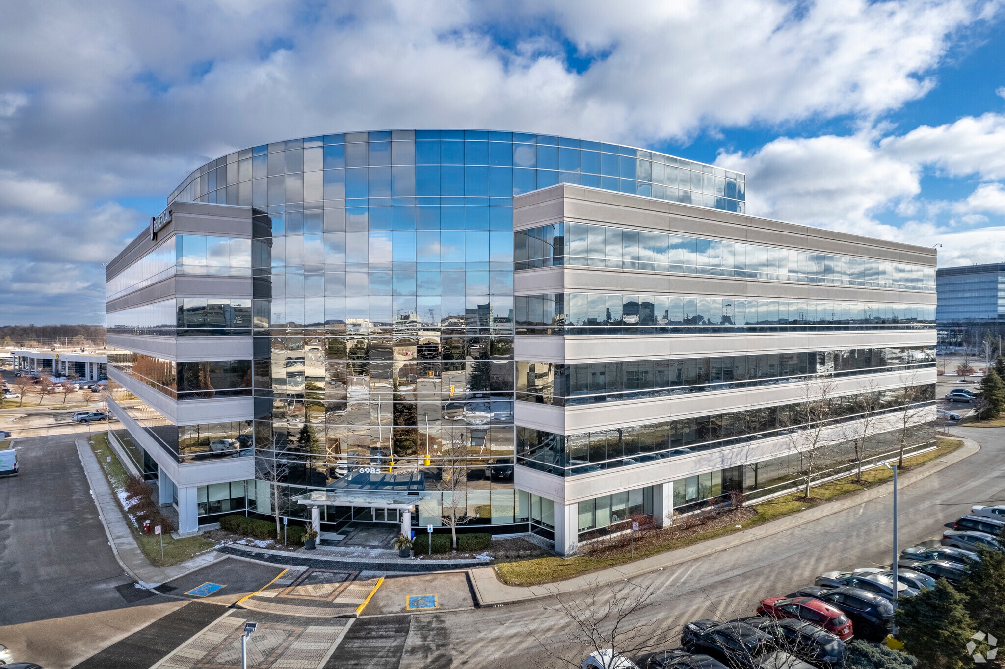 6985 Financial Dr, Mississauga, ON for lease Primary Photo- Image 1 of 9