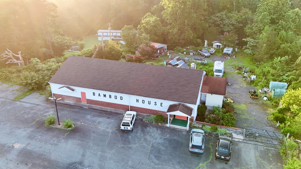 4819-4831 Seminole Trl, Charlottesville, VA for sale - Building Photo - Image 3 of 6