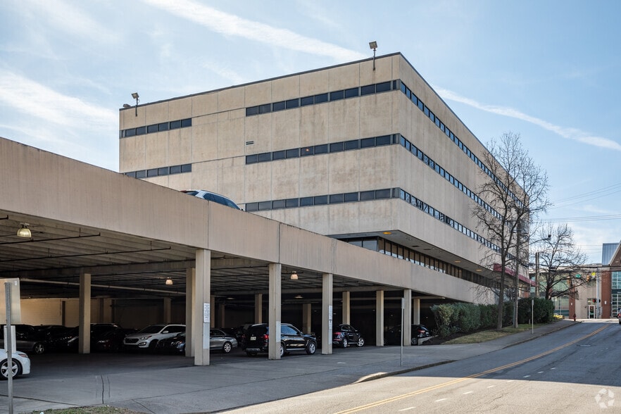 2200 21st Ave S, Nashville, TN for lease - Building Photo - Image 3 of 7