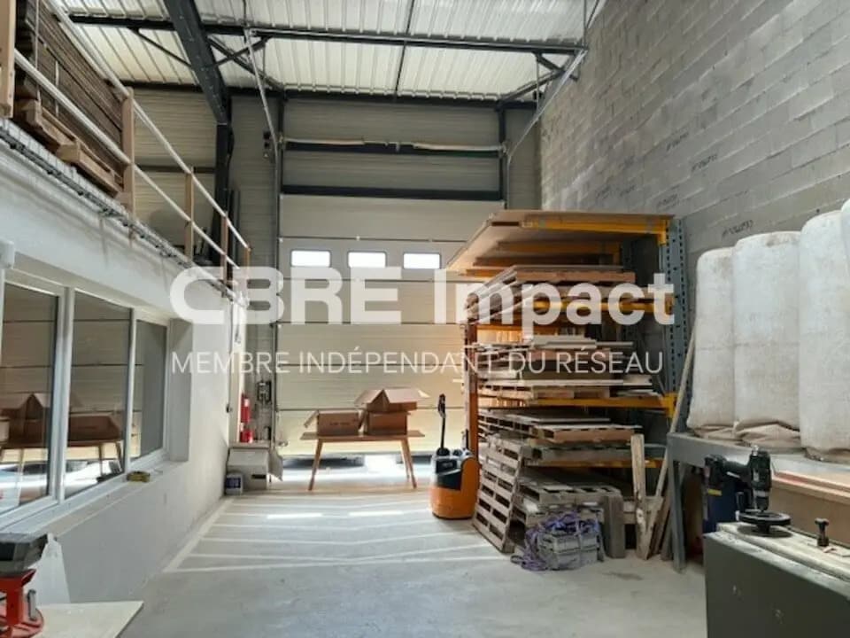 Flex in Cernay-lès-Reims for lease Interior Photo- Image 1 of 11