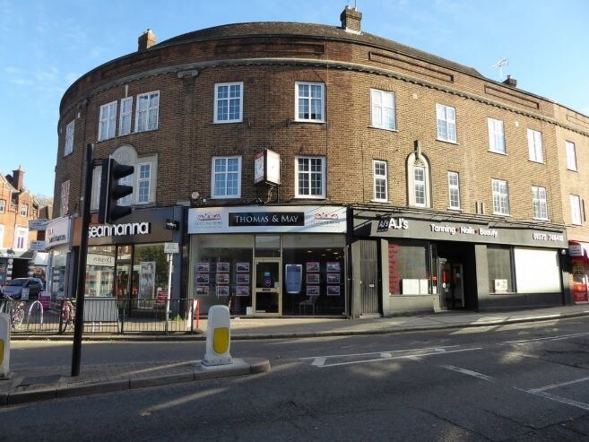5 The Quadrant, Epsom for sale Primary Photo- Image 1 of 1