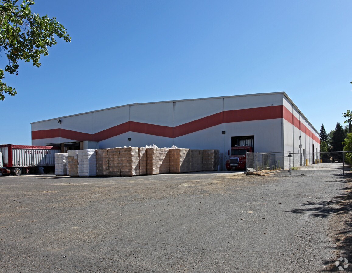 1200 Putman Ave, Yuba City, CA 95991 Property Record