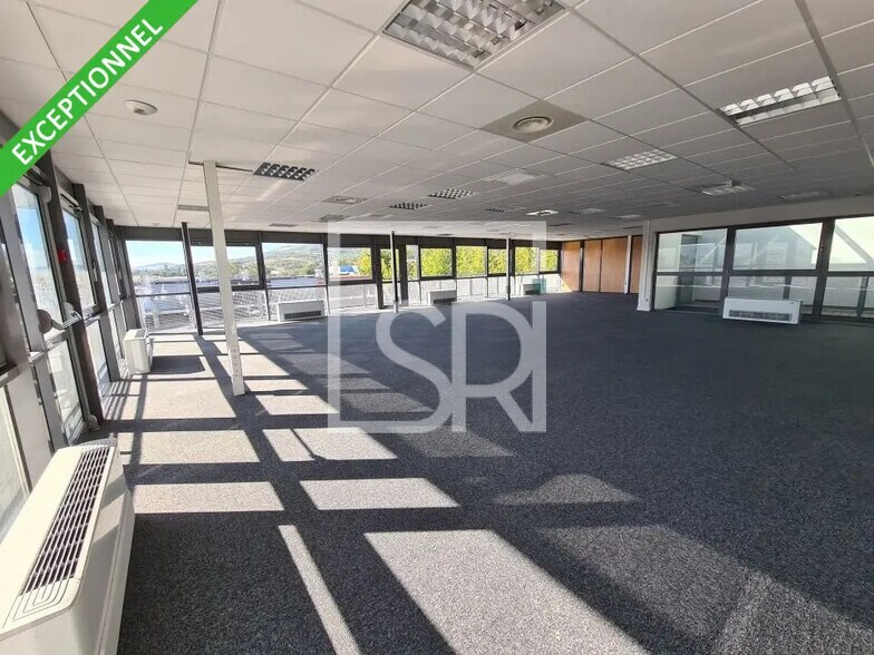 Retail in Aubière for lease - Building Photo - Image 2 of 33