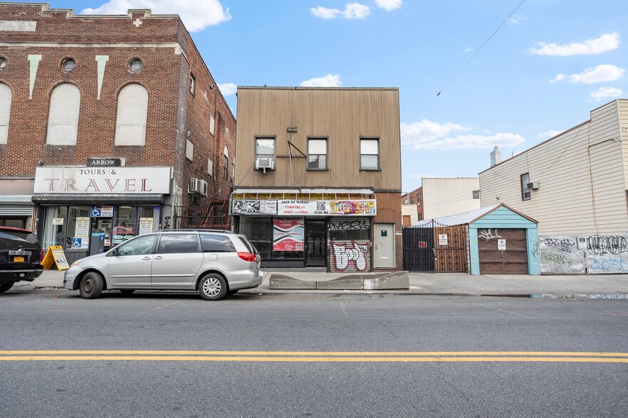 41-09 Broadway, Astoria, NY for sale - Primary Photo - Image 1 of 1