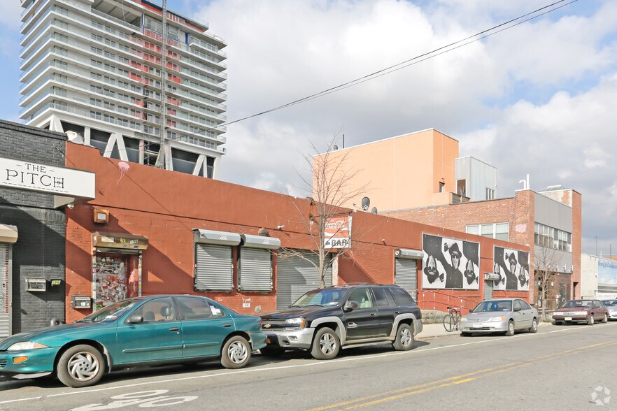 200 N 14th St, Brooklyn, NY for sale - Building Photo - Image 1 of 1