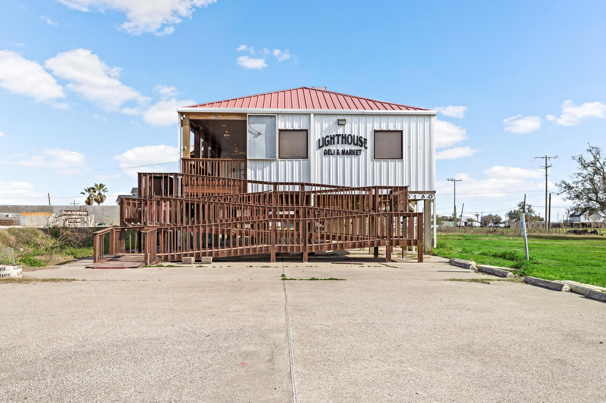 5140 Gulfway Dr, Sabine Pass, TX 77655 Retail for Sale