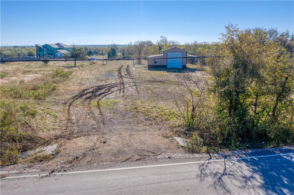 8813 Elroy, Del Valle, TX 78617