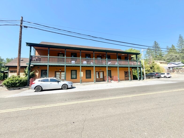 2021 Smith Flat Rd, Placerville, CA for sale - Building Photo - Image 2 of 36