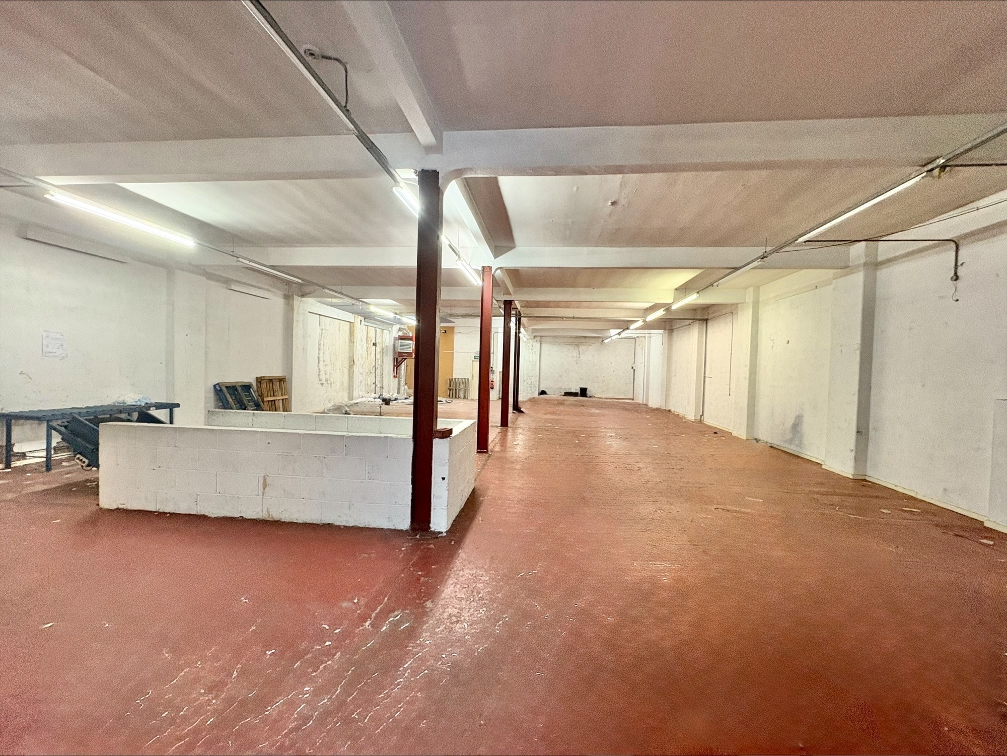 Broughton St, Manchester for lease Interior Photo- Image 1 of 5