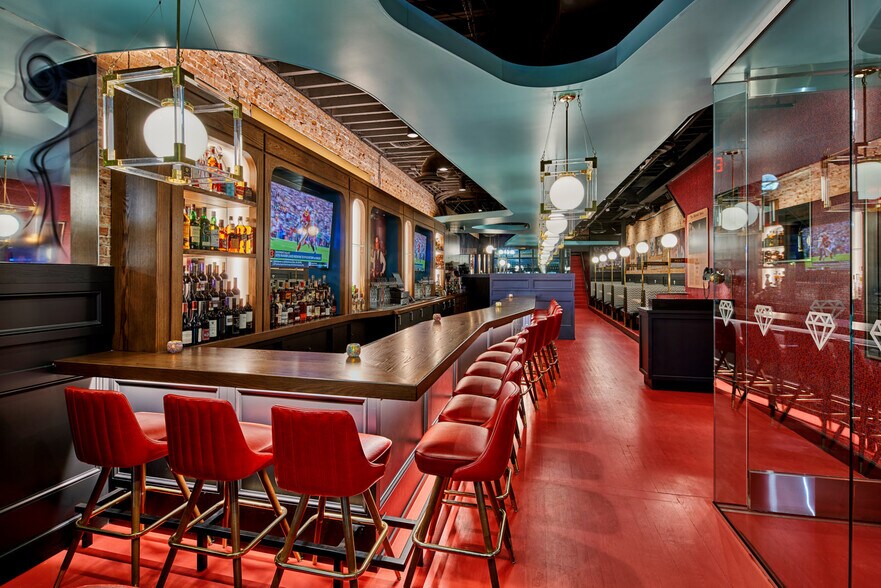 209 S Main St, Ann Arbor, MI for sale - Interior Photo - Image 1 of 1