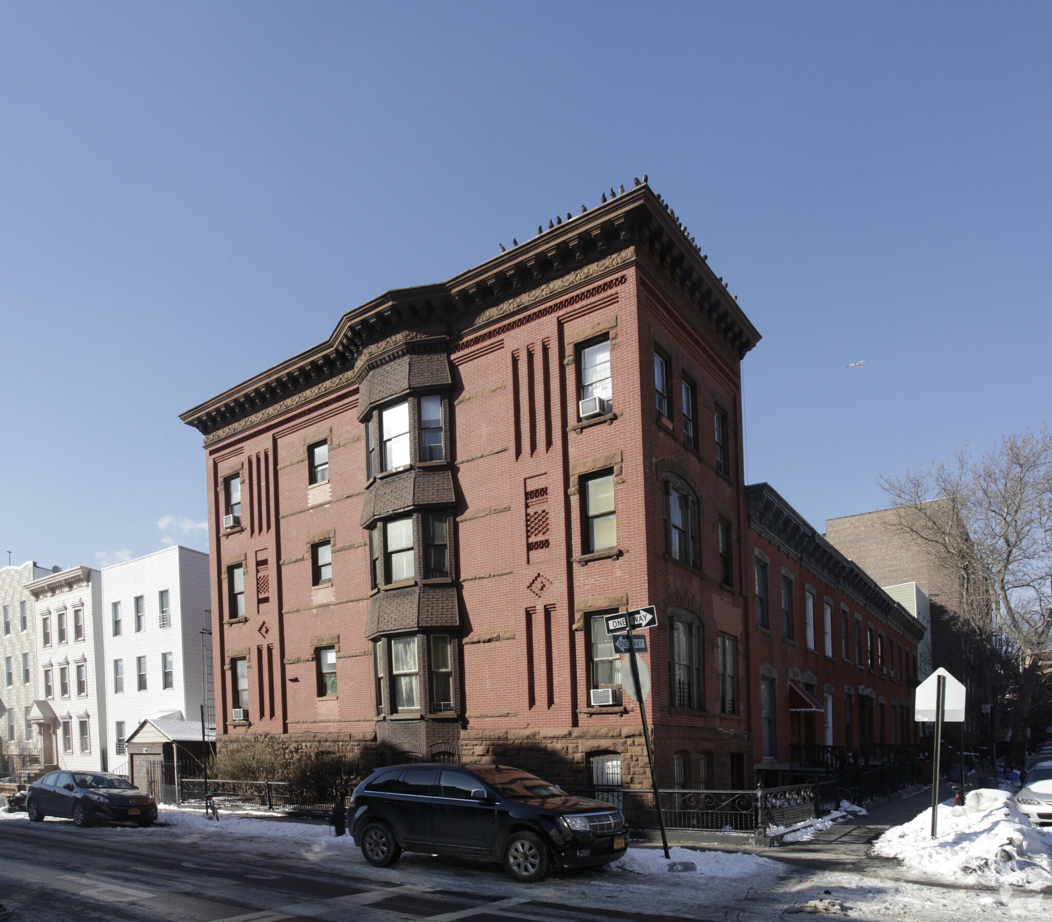 1091 Lorimer St, Brooklyn, NY for sale Primary Photo- Image 1 of 1