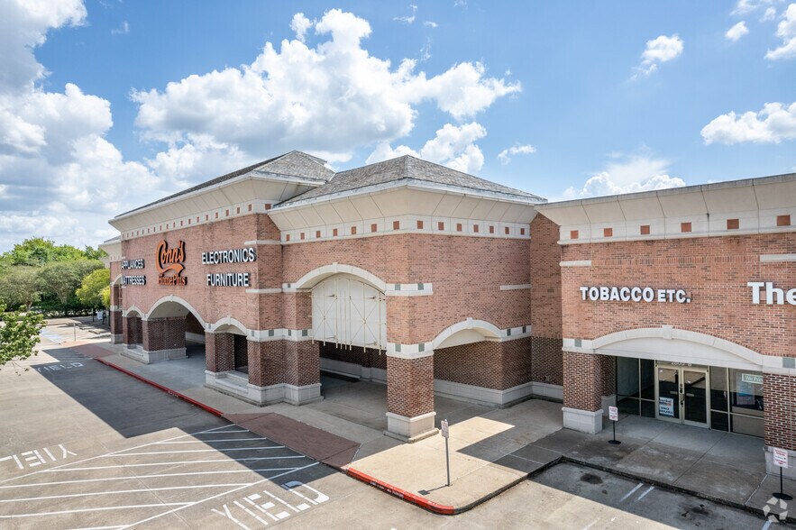 2720-2850 E Broadway St, Pearland, TX for lease - Building Photo - Image 1 of 6