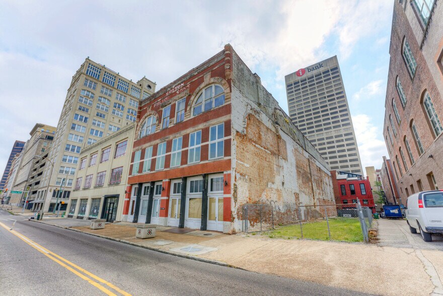 48 S Front St, Memphis, TN for sale - Building Photo - Image 1 of 6