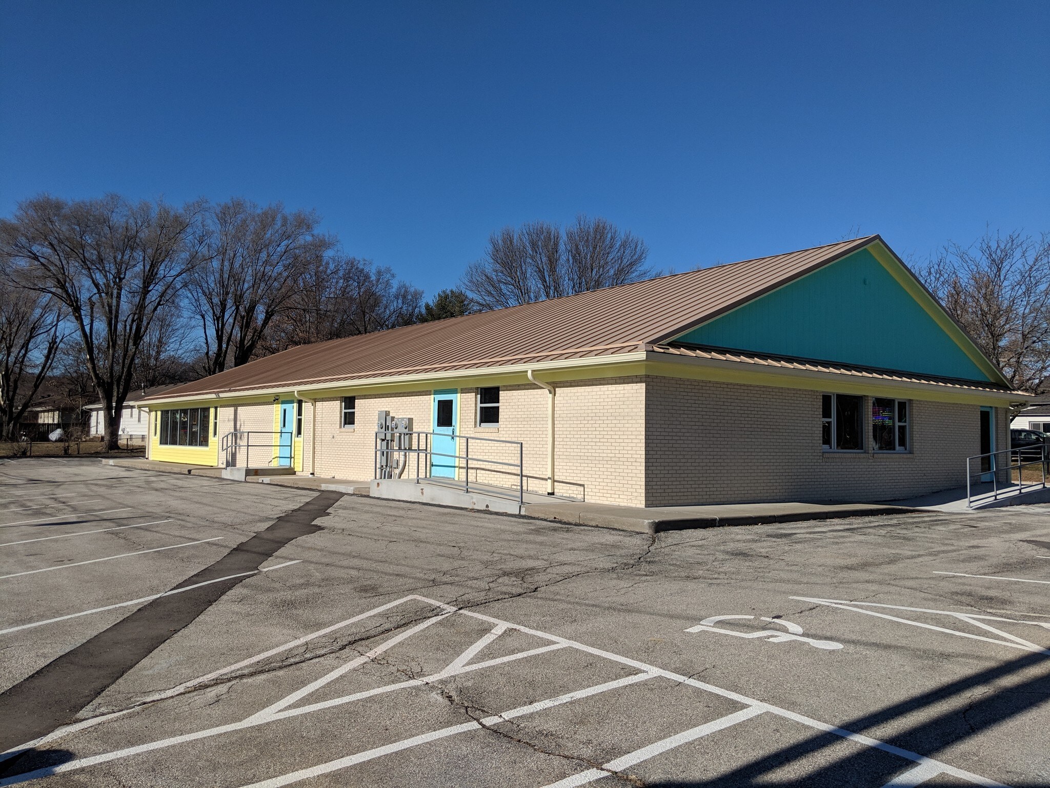 1900 S Broadway, Oak Grove, MO for sale Building Photo- Image 1 of 1