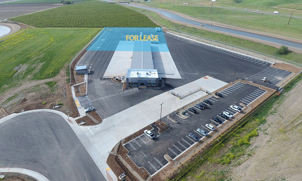 275 Rogers Rd, Patterson, CA for lease - Primary Photo - Image 1 of 4