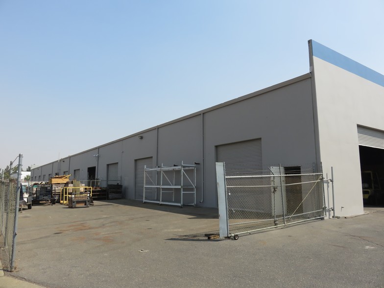 630 Eubanks Ct, Vacaville, CA for lease - Building Photo - Image 3 of 5