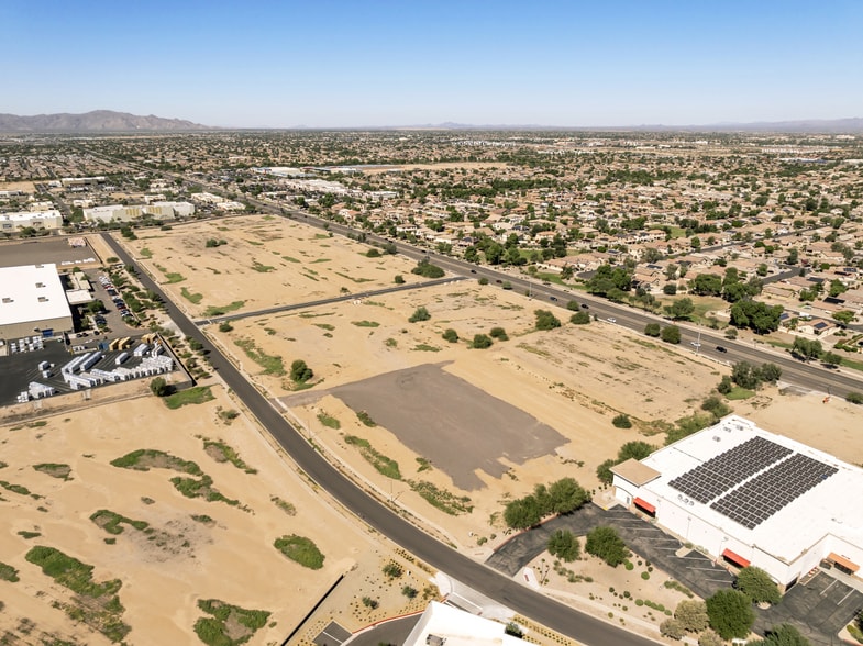 W Waddell rd, Surprise, AZ for sale - Primary Photo - Image 1 of 2