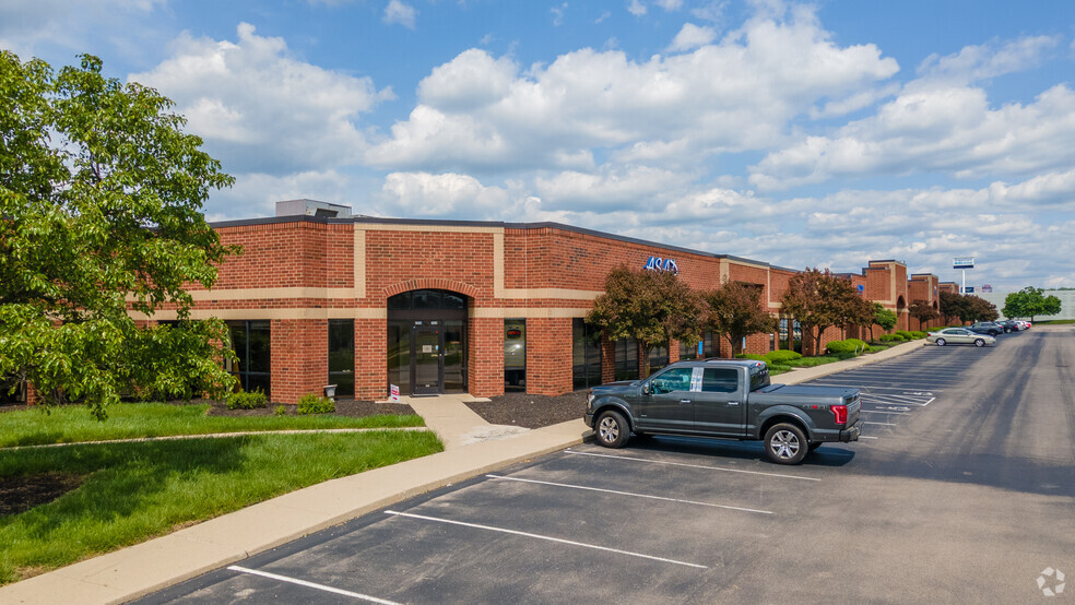 2800-2888 E Kemper Rd, Cincinnati, OH for lease - Building Photo - Image 2 of 4