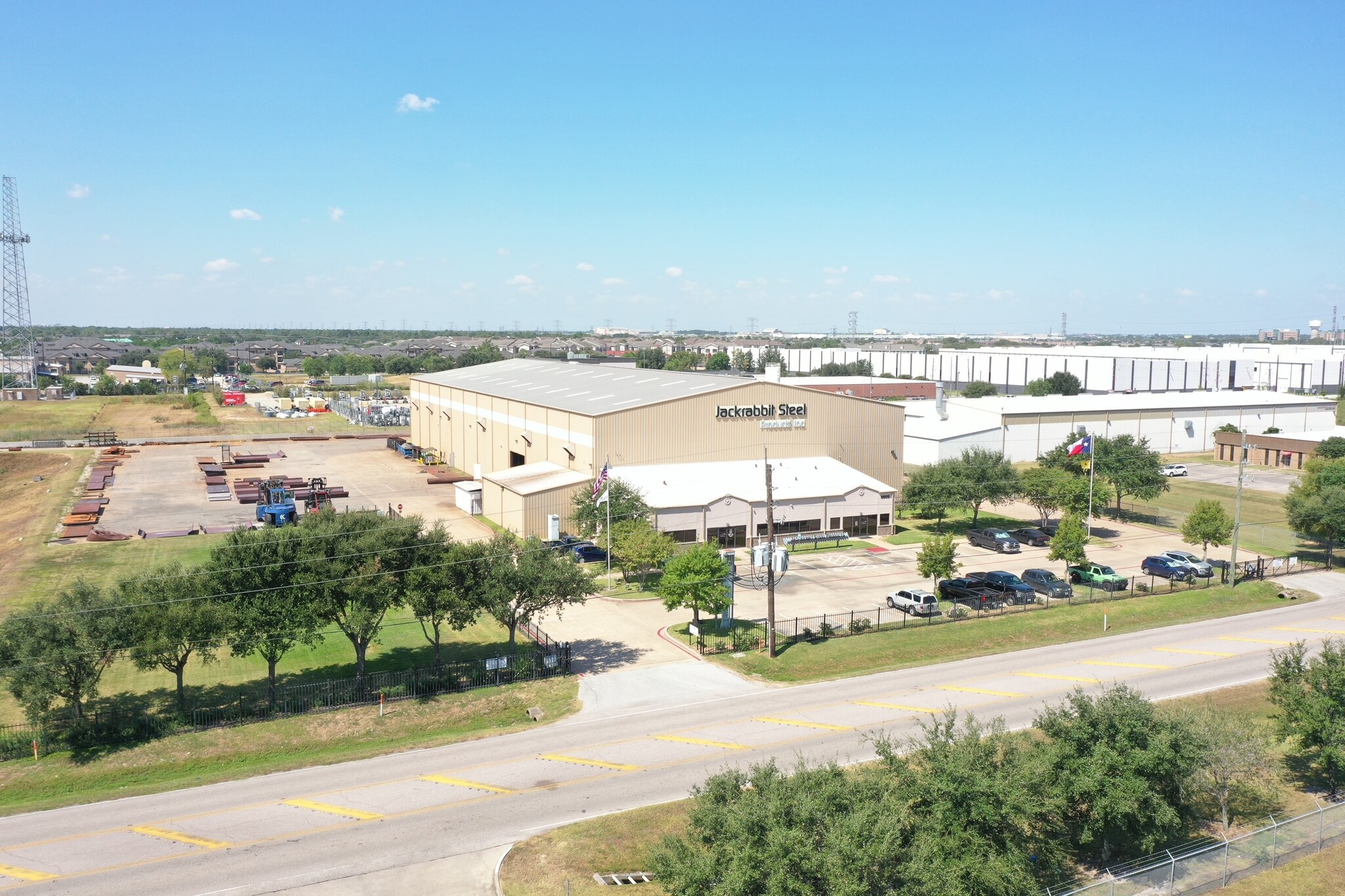 9009 Jackrabbit Rd, Houston, TX for lease Building Photo- Image 1 of 2