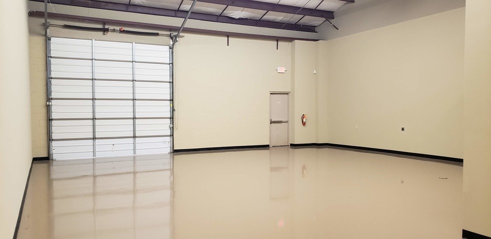 18847 Redland Rd, San Antonio, TX for lease - Interior Photo - Image 3 of 12