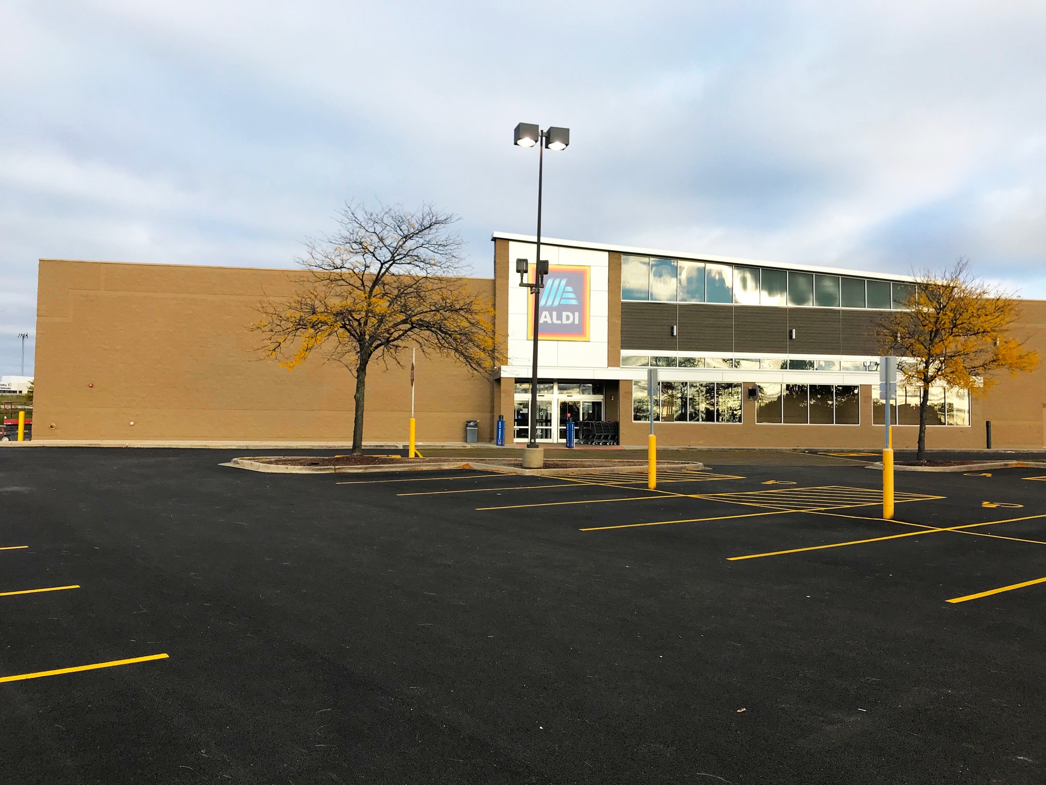 1038 N Rohlwing Rd, Addison, IL for sale Building Photo- Image 1 of 1