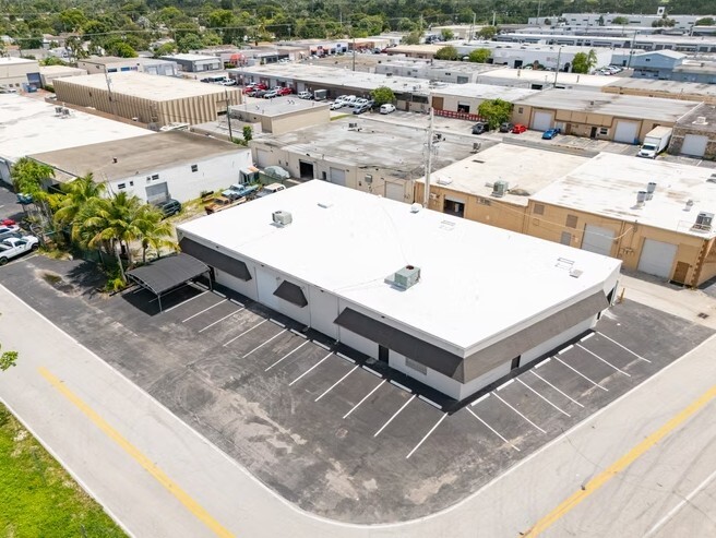 610 NE 29th St, Pompano Beach, FL for lease Building Photo- Image 1 of 36