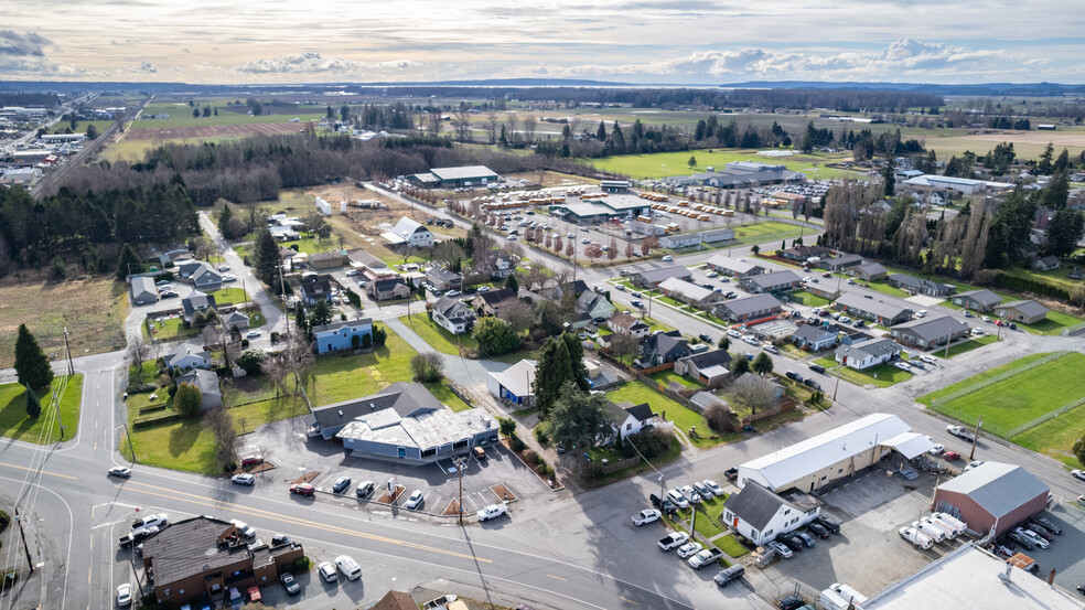 1901 S 2nd St, Mount Vernon, WA for sale - Building Photo - Image 2 of 7