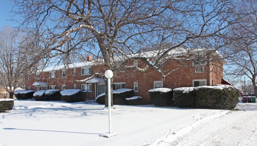 440 E Ridge Rd, Irondequoit, NY for sale - Primary Photo - Image 1 of 1