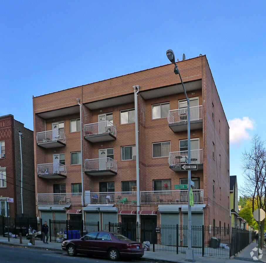 8545 Britton Ave, Elmhurst, NY 11373