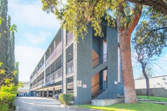 More details for 113 N Grand Oaks Ave, Pasadena, CA - Multifamily for Sale