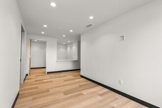 512 Westline Dr, Alameda, CA for lease Interior Photo- Image 2 of 13