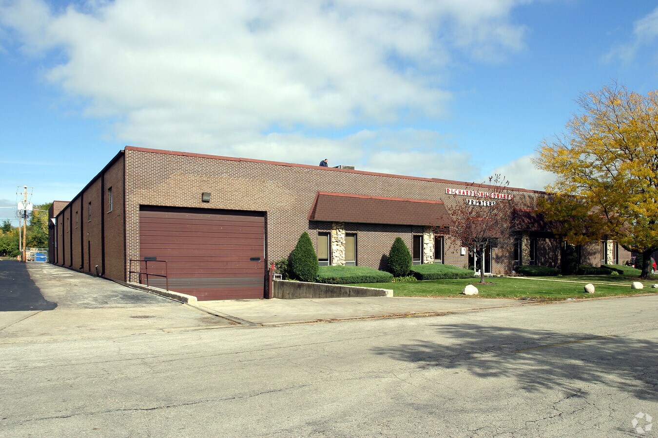 1110 W National Ave, Addison, IL 60101